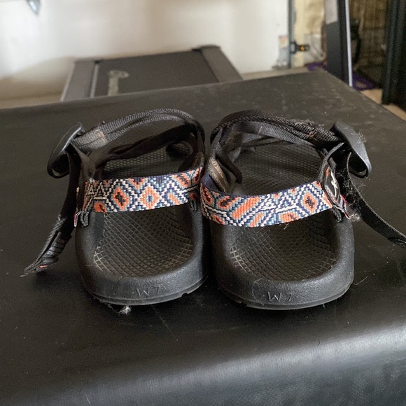 Custom chacos - Picture 3 of 5